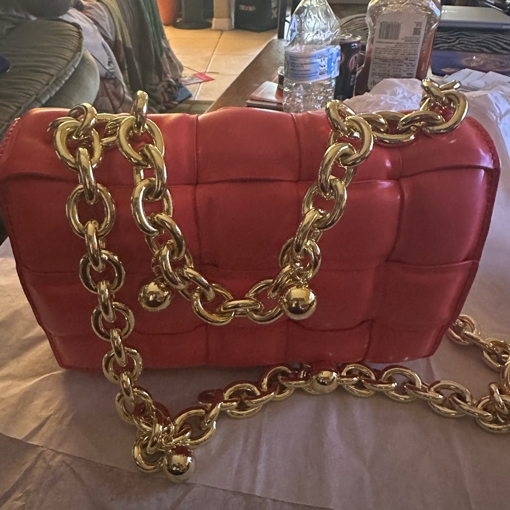 Non branded cassette shape leather bag in Barbie pink.